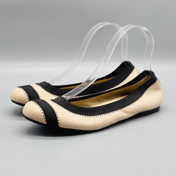 Stuart Weitzman Shoes Women 6.5 Beige Black Leather Ballet Flats Cap Toe Slip On - Picture 3 of 11